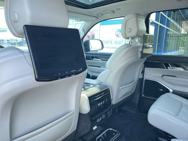 2022 Jeep Wagoneer Series II