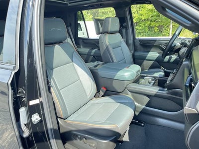 2025 GMC Yukon AT4