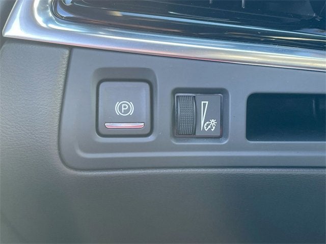 2025 Cadillac XT6 Sport