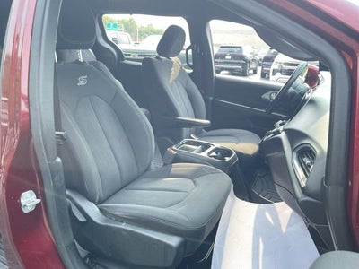 2018 Chrysler Pacifica Touring Plus