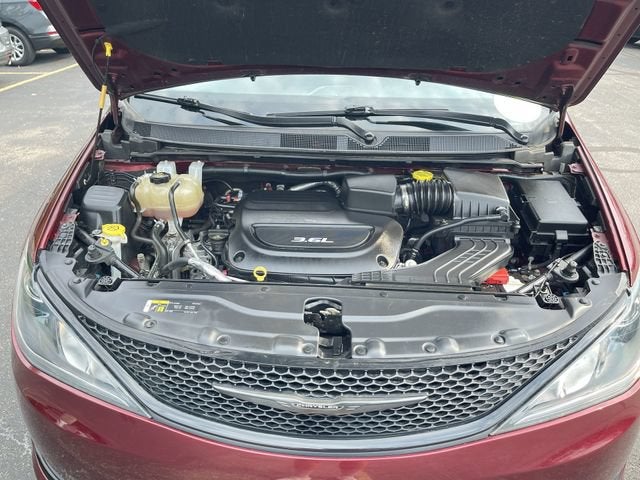 2018 Chrysler Pacifica Touring Plus