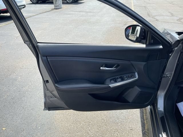 2024 Nissan Sentra SR Xtronic CVT