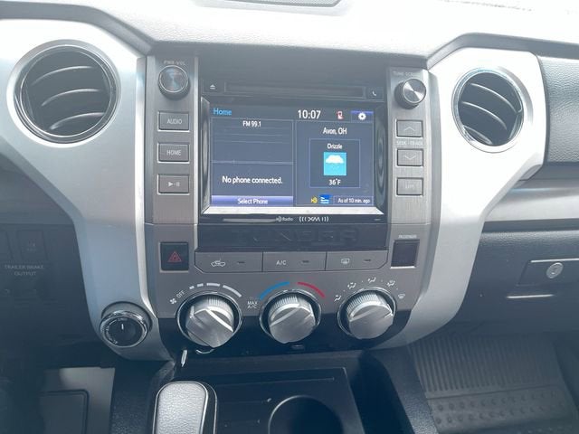 2017 Toyota Tundra SR5 5.7L V8