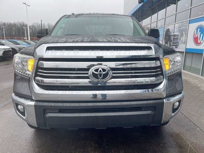 2017 Toyota Tundra SR5 5.7L V8