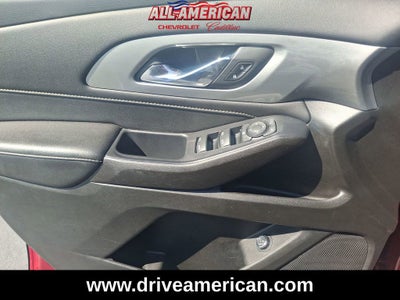2022 Chevrolet Traverse LT Leather