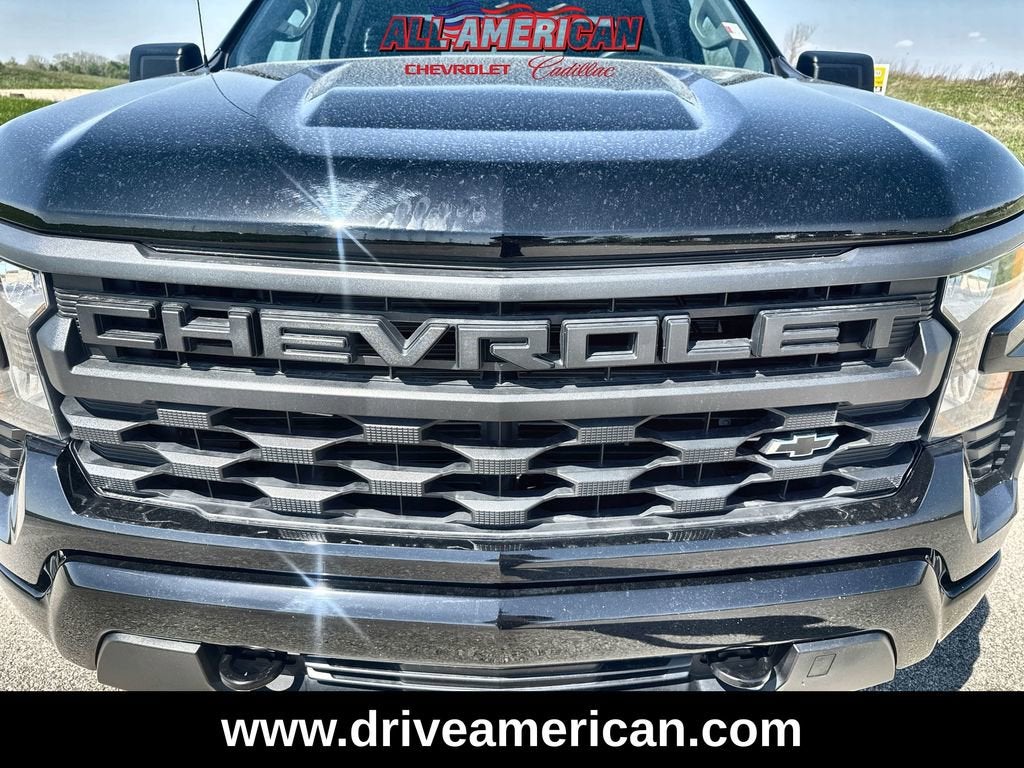 2024 Chevrolet Silverado 1500 Custom