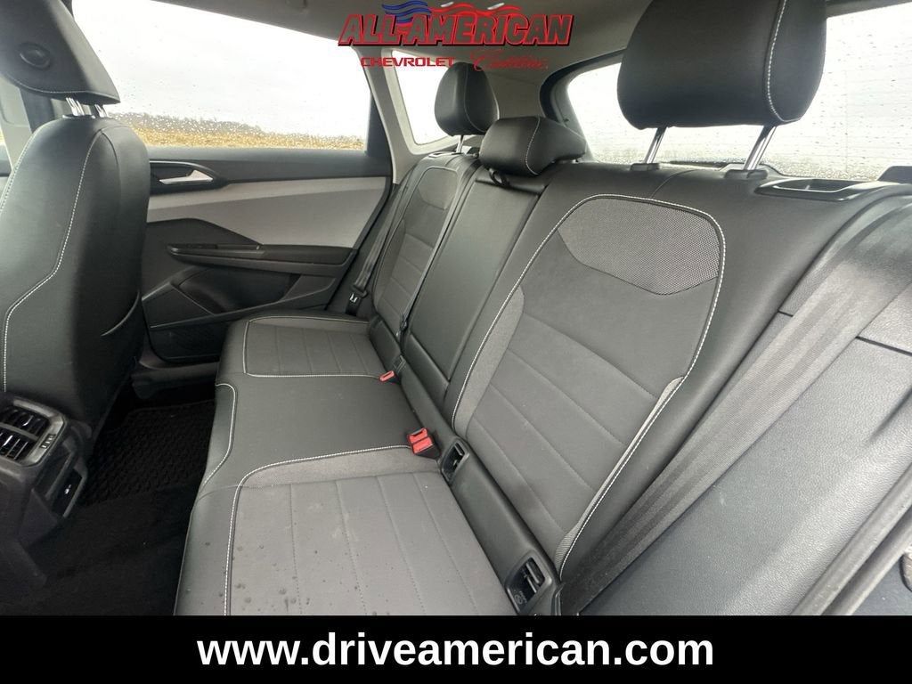 2022 Volkswagen Taos SE