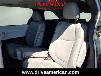 2025 Toyota Sienna XLE