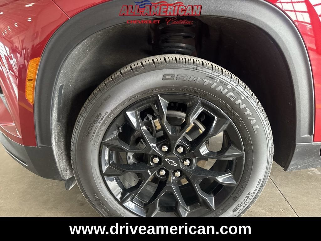 2024 Chevrolet Traverse LT