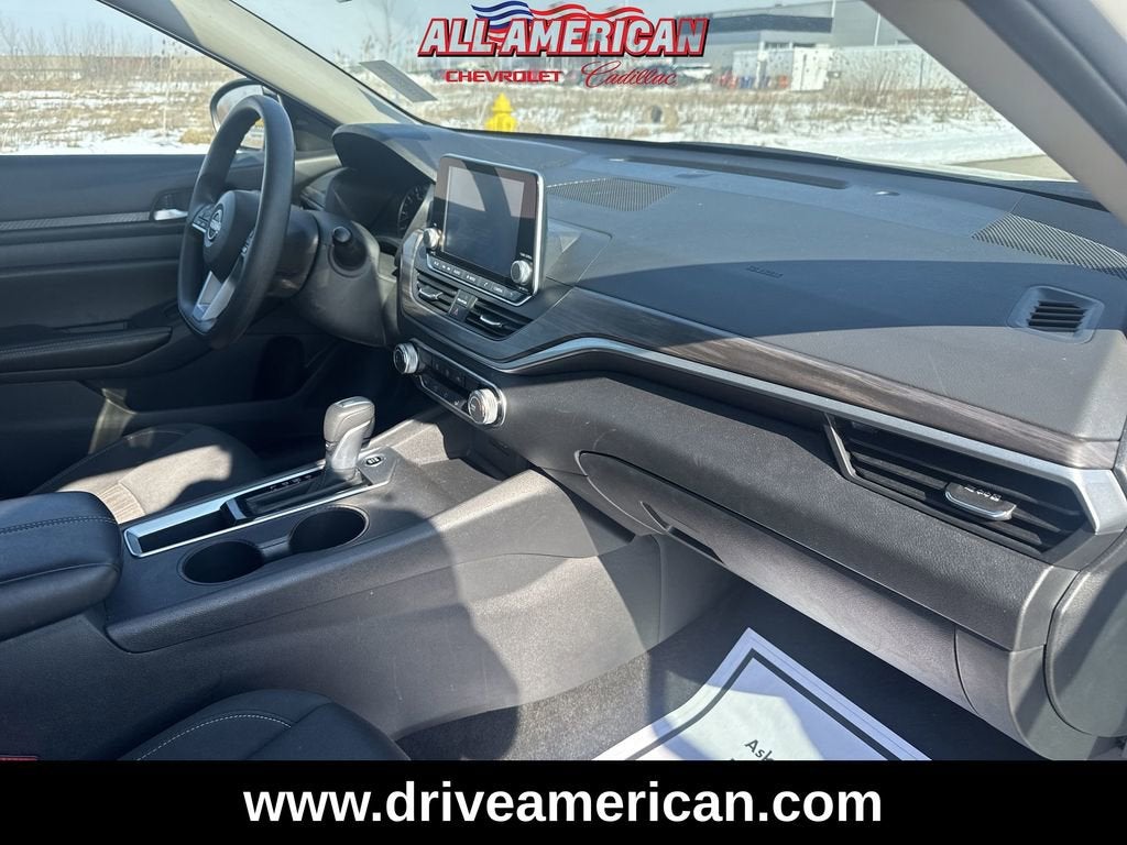 2025 Nissan Altima SV