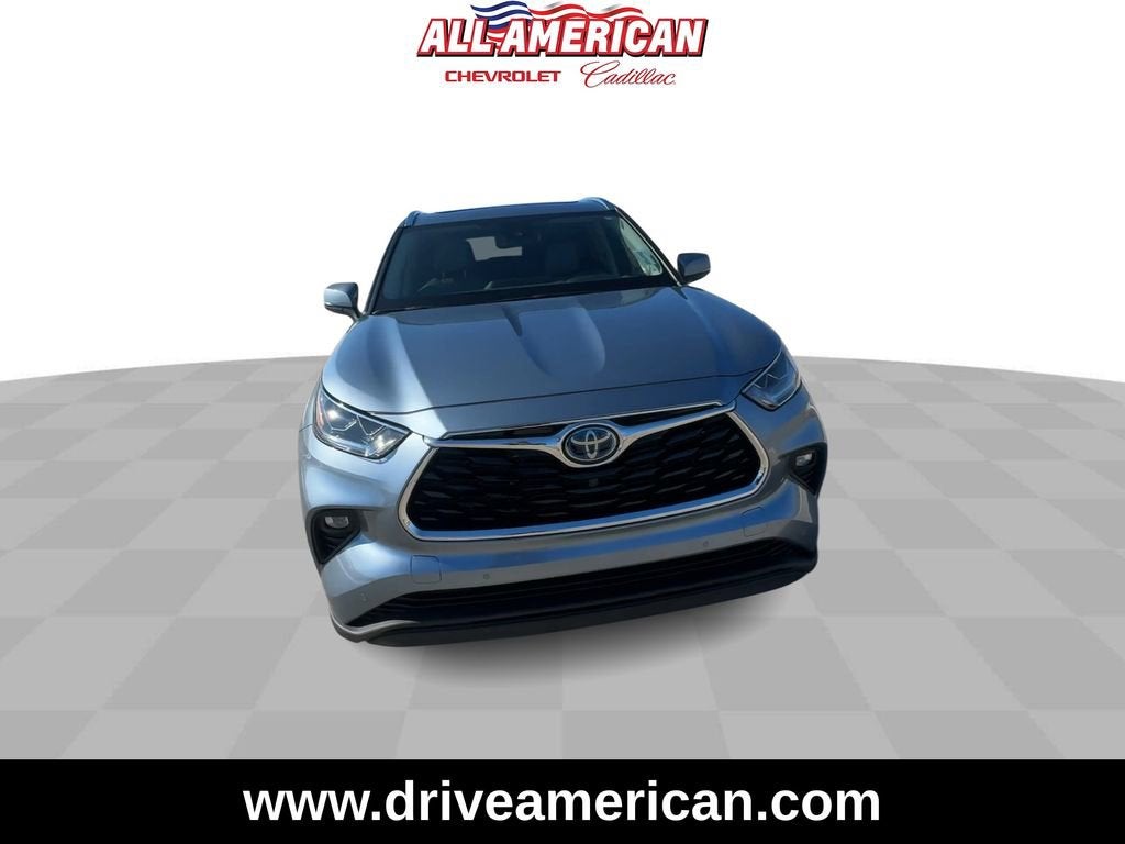 2022 Toyota Highlander Hybrid Limited