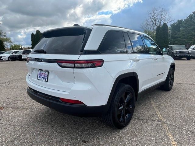 2023 Jeep Grand Cherokee Altitude 4x4