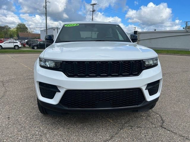 2023 Jeep Grand Cherokee Altitude 4x4