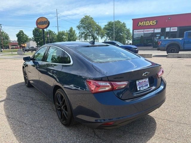 2022 Chevrolet Malibu FWD LT