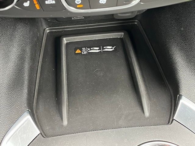 2022 Chevrolet Traverse AWD LT Leather