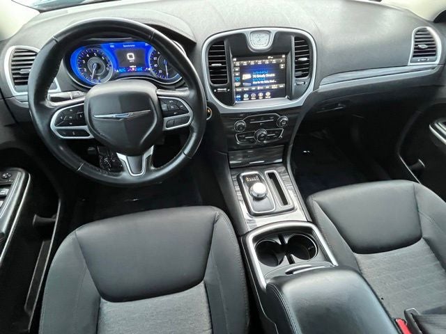 2022 Chrysler 300 Touring AWD