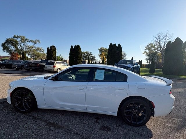 2021 Dodge Charger SXT RWD