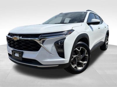 2025 Chevrolet Trax FWD LT