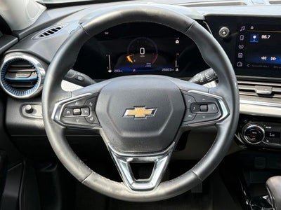 2025 Chevrolet Trax FWD LT