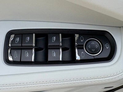 2024 Porsche Macan S