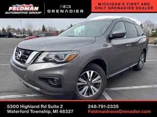 2019 Nissan Pathfinder Base