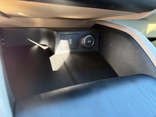 2020 Ford Escape Hybrid Titanium