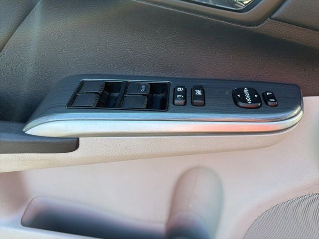 2012 Toyota Camry Hybrid LE