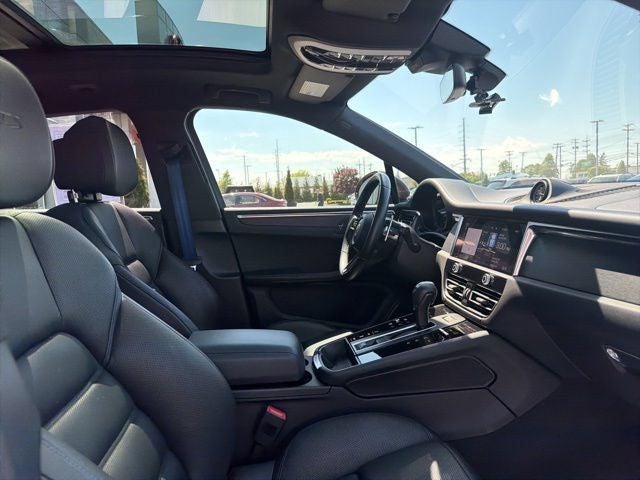 2023 Porsche Macan GTS