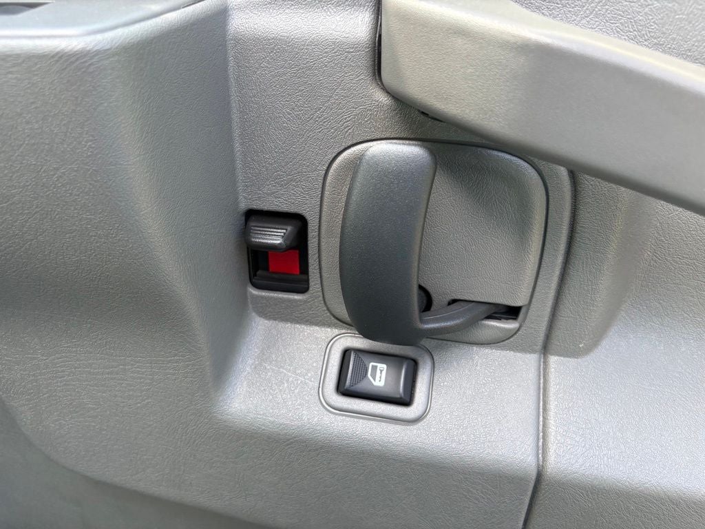 2023 Chevrolet Express 3500 LS Passenger