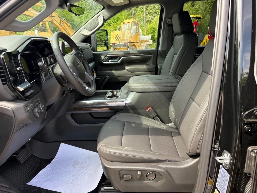 2026 Chevrolet Silverado 3500HD LTZ
