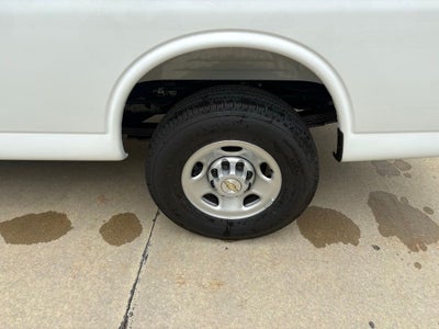2026 Chevrolet Express 3500 Work Van Cargo