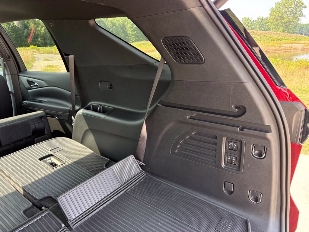 2025 Chevrolet Traverse RS