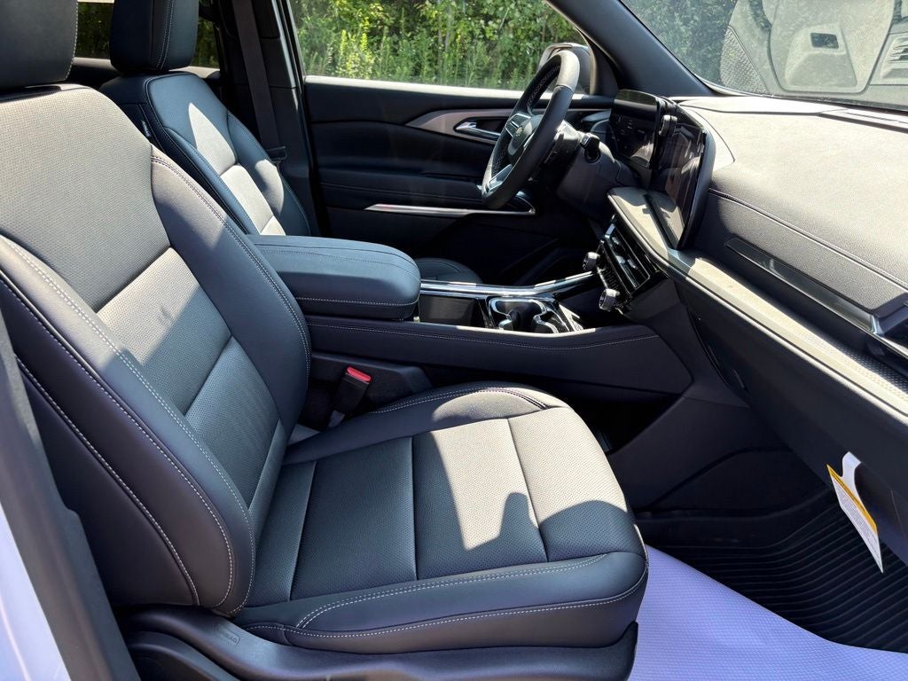 2026 Chevrolet Traverse LT 2LT