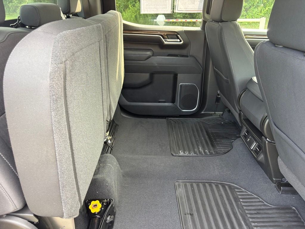2026 Chevrolet Silverado 1500 LT LT1
