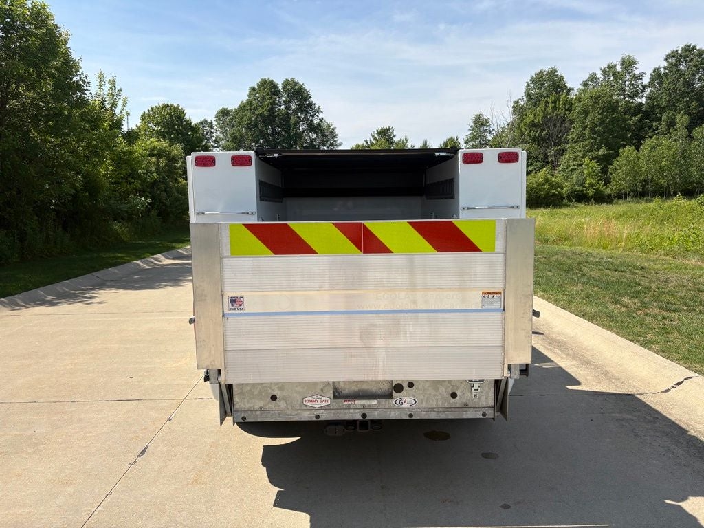 2022 RAM 1500 Classic Tommy Gate