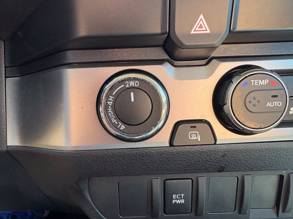 2023 Toyota Tacoma SR V6