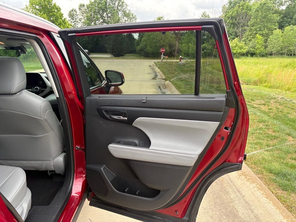 2024 Toyota Highlander XLE