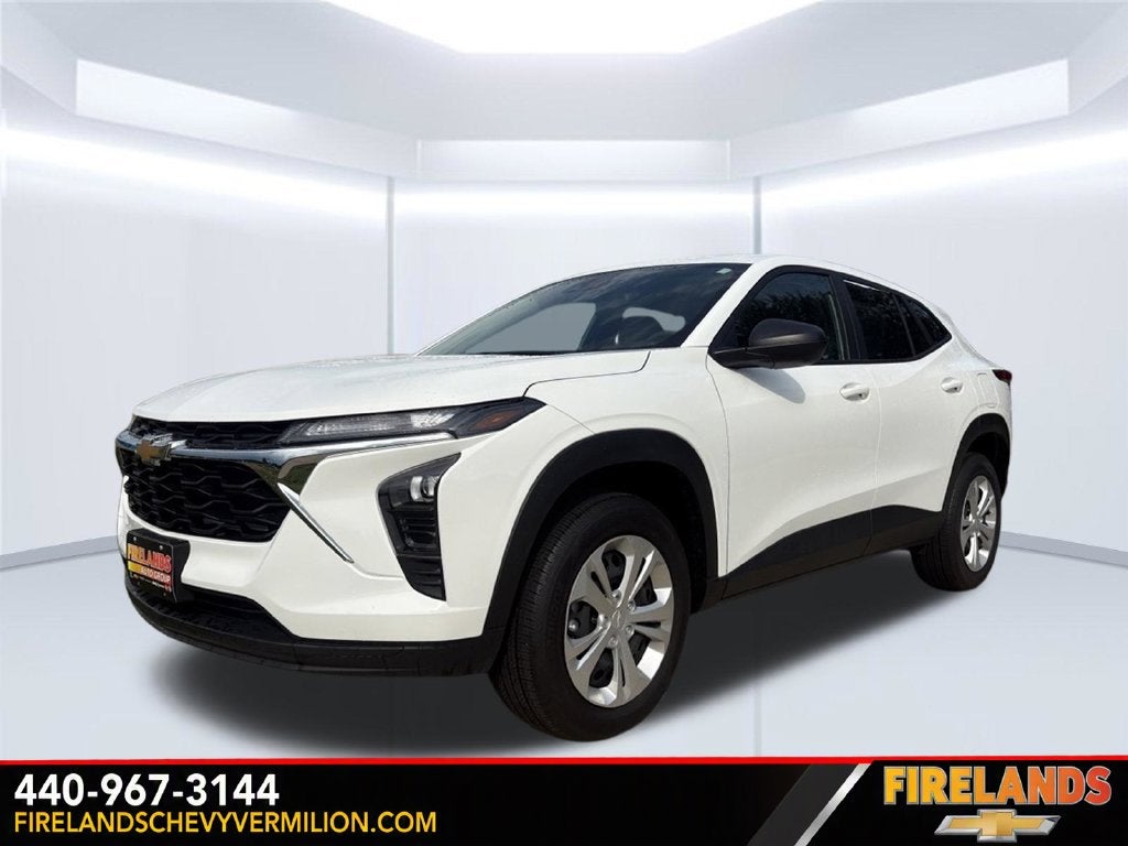 2025 Chevrolet Trax LS
