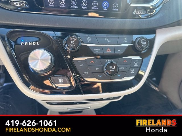 2017 Chrysler Pacifica Touring L Plus