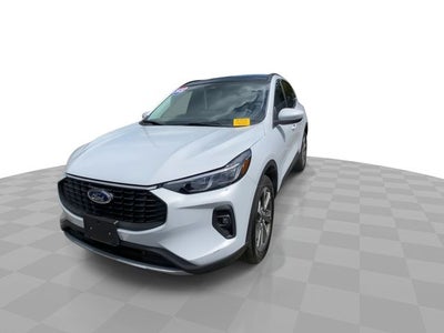 2025 Ford Escape Platinum