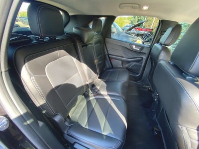 2025 Ford Escape Hybrid Platinum