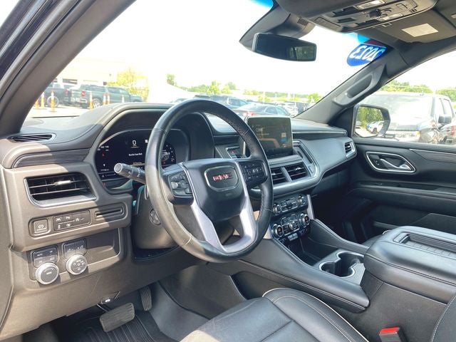 2023 GMC Yukon XL SLT