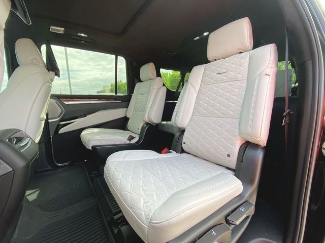 2025 Cadillac Escalade ESV Sport Platinum