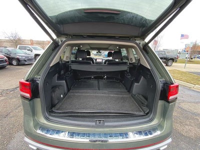 2024 Volkswagen Atlas 2.0T Peak Edition SEL