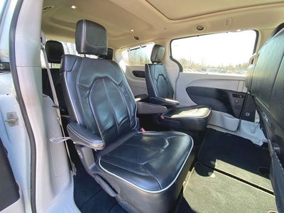 2022 Chrysler Pacifica Limited