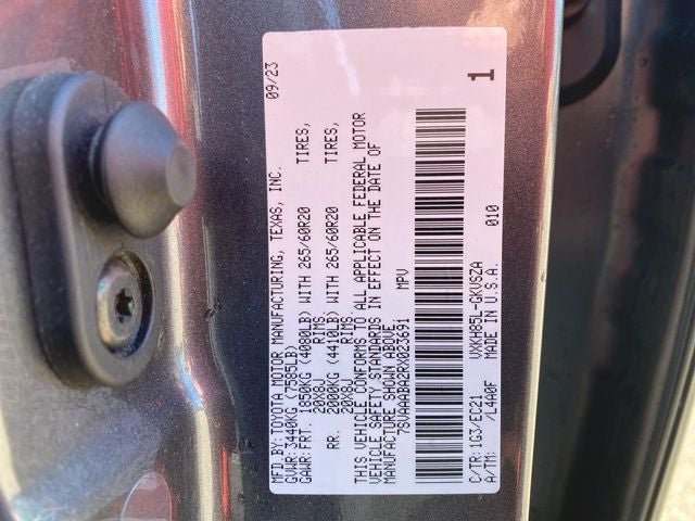 2024 Toyota Sequoia SR5