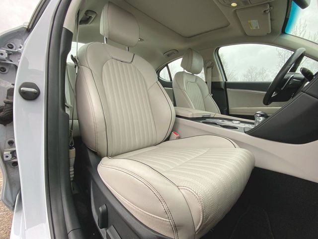 2021 Genesis G70 2.0T