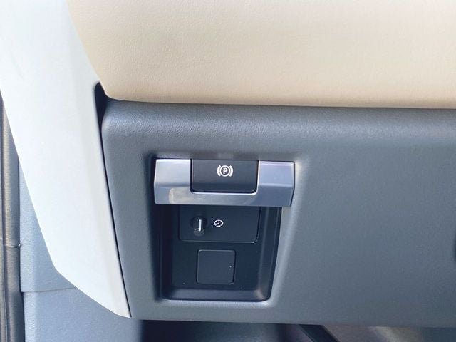 2020 Land Rover Defender 110 S