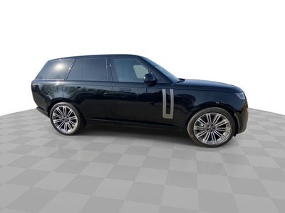 2025 Land Rover Range Rover SE