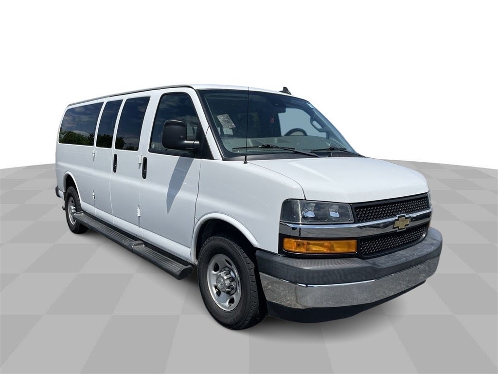 2020 Chevrolet Express 3500 LT Passenger